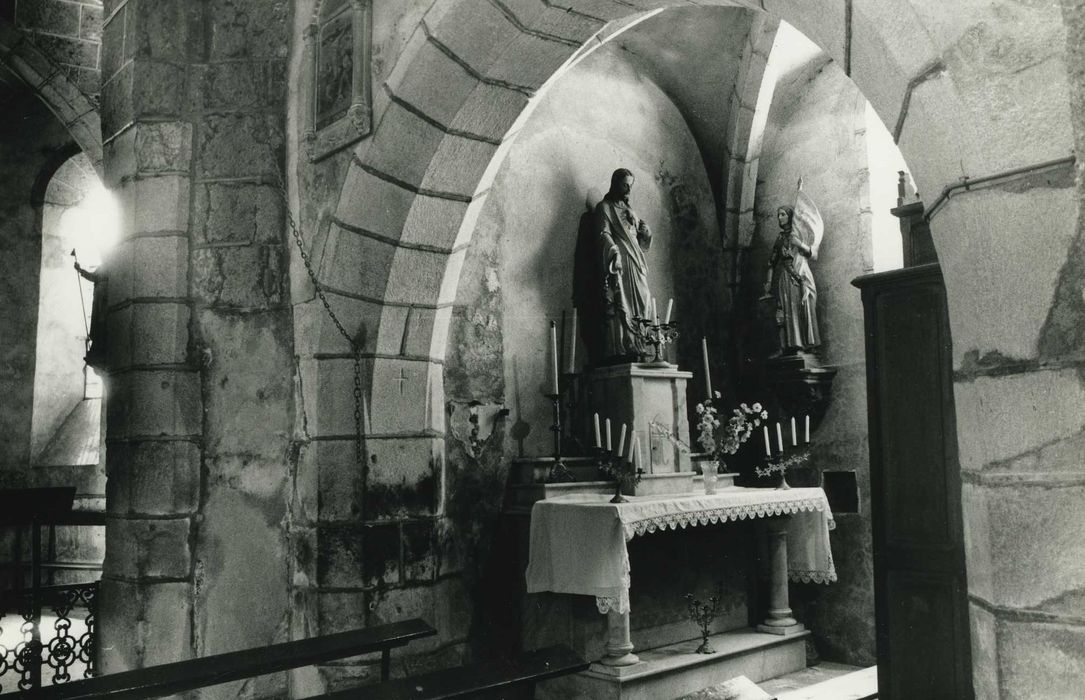 Eglise Saint-Victor : Chapelle latérale sud, vue générale