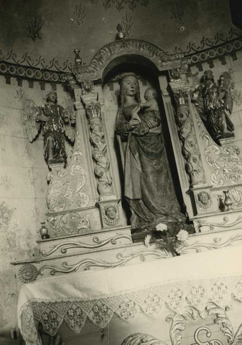 Chapelle Notre-Dame-des-Grâces : Choeur, vue partielle