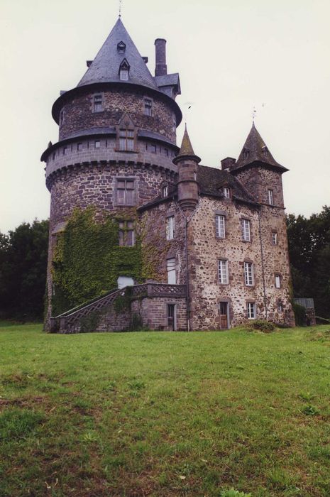 Château de Mazerolles : Ensemble sud-ouest, vue générale