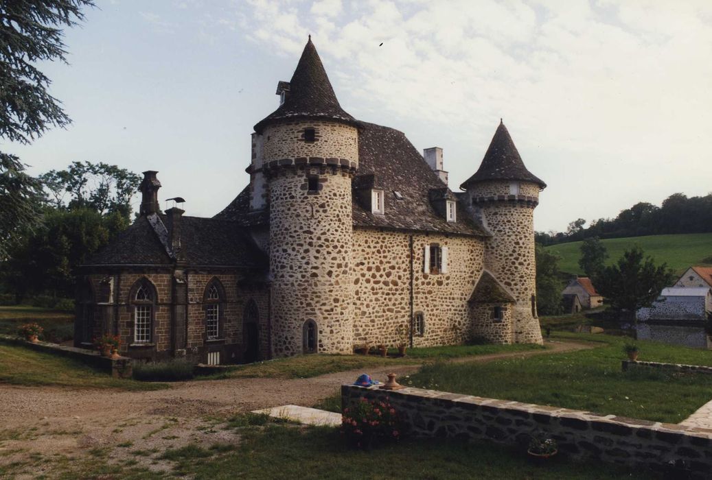 Château : Ensemble nord-est, vue générale