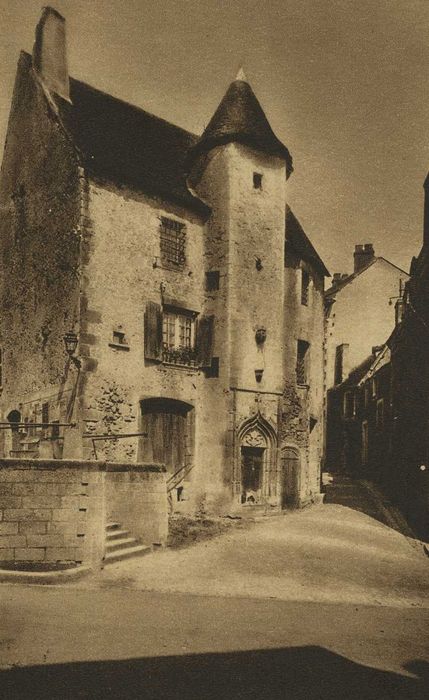 Ancien collège, dit aussi Hôtel de Chevigny : Façade est, vue générale