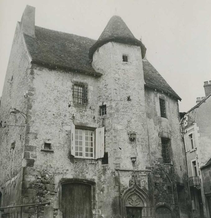 Ancien collège, dit aussi Hôtel de Chevigny : Façade est, vue générale