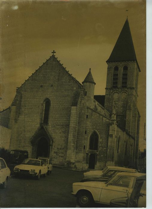 Eglise Saint-Génitour : Façade occidentale, vue générale