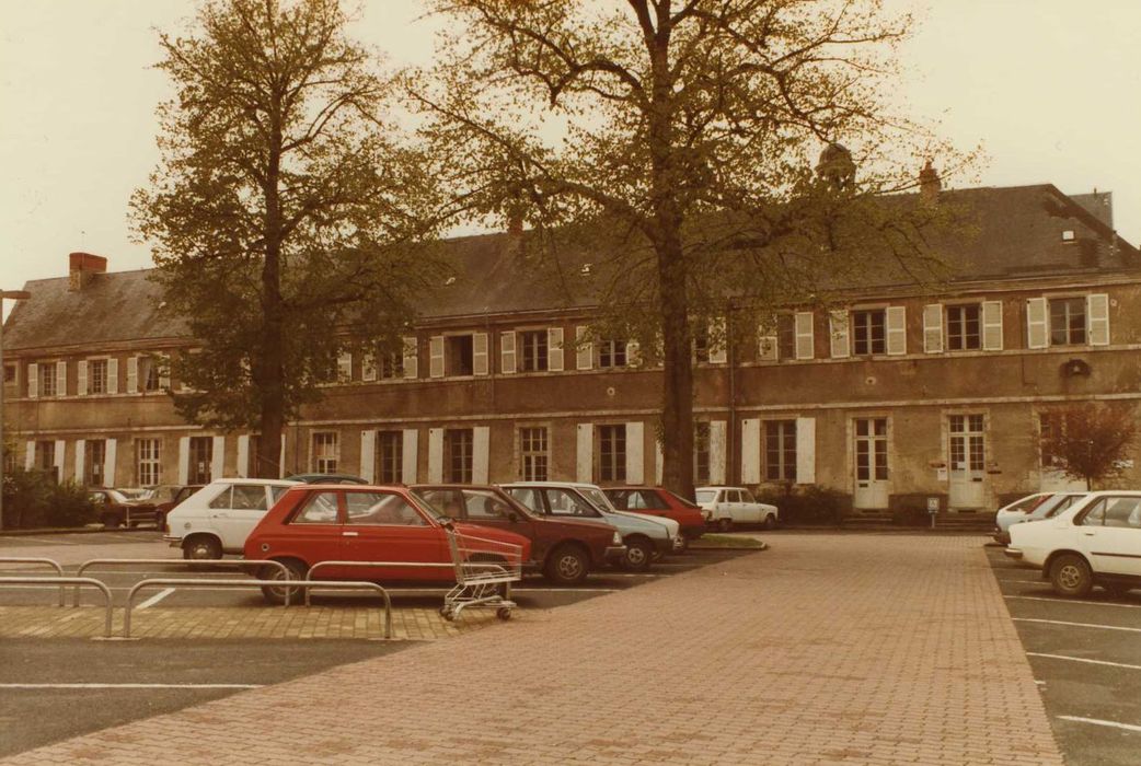 Ancien couvent des Augustins : Aile nord, façade nord, vue générale