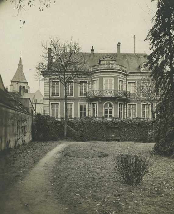 Ancien hôtel du Maréchal Bertrand : Façade nord, vue générale