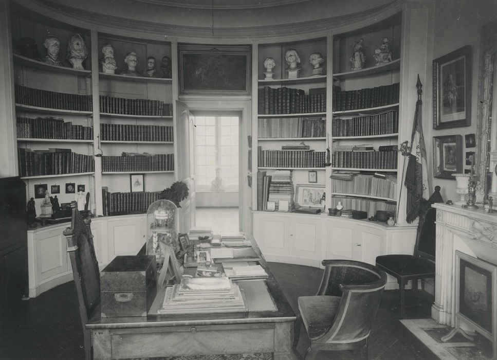 Ancien hôtel du Maréchal Bertrand : Bureau, vue générale