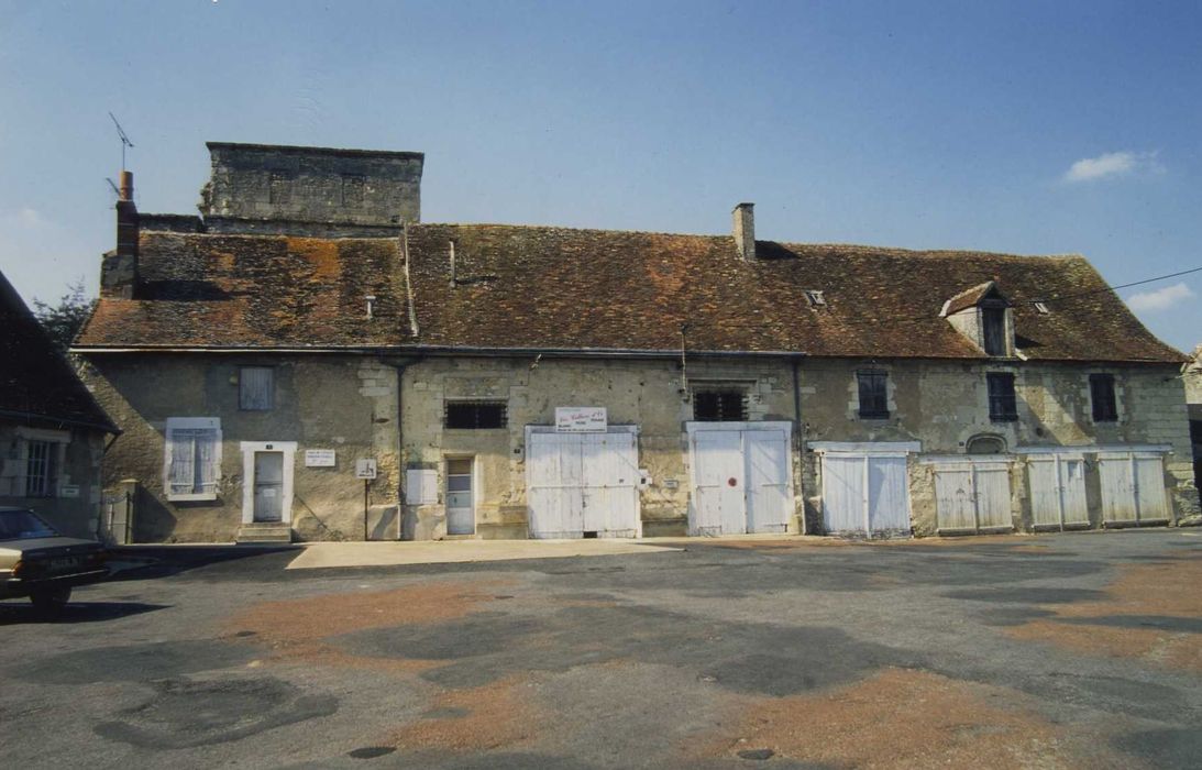 Ensemble castral : Bâtiment dit « des prisons », vue générale