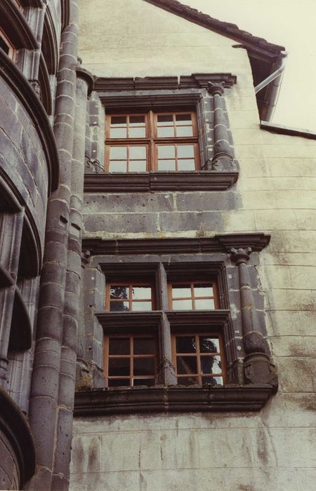 Maison consulaire : Cour intérieure, façade nord, vue partielle