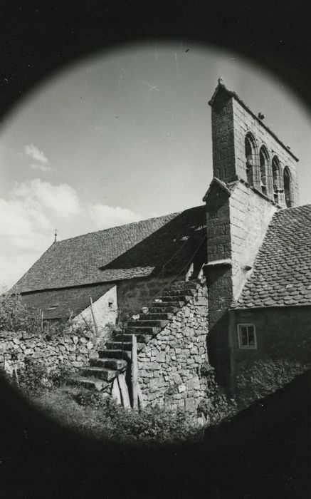 Eglise Saint-Rémi : Façade latérale nord, vue partielle