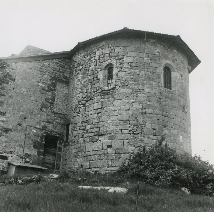 Eglise Saint-Séverin : Chevet, vue générale