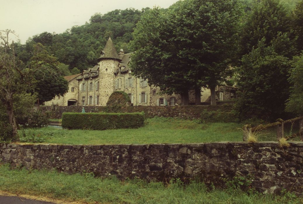 Château de la Laubie : Façade sud, vue partielle