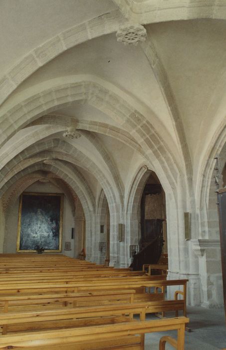 Eglise Saint-Paul : Collartéral nord, vue générale