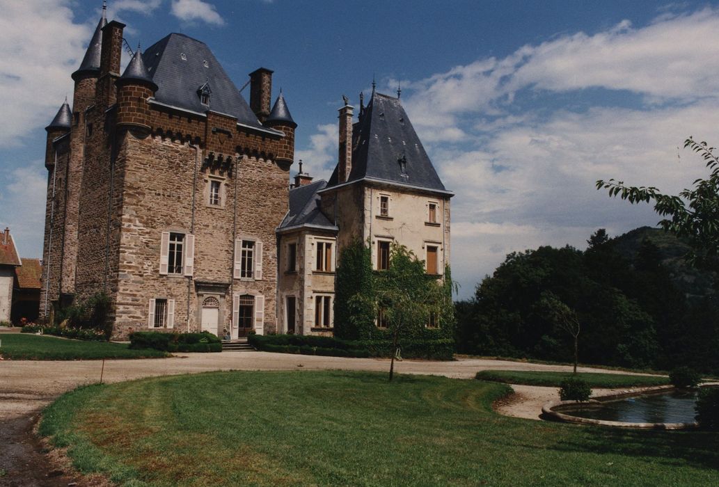 Château de Vaux : Ensemble sud, vue générale