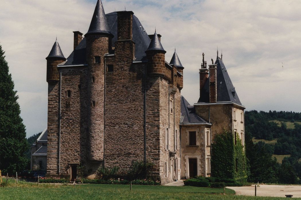 Château de Vaux : Ensemble ouest, vue générale