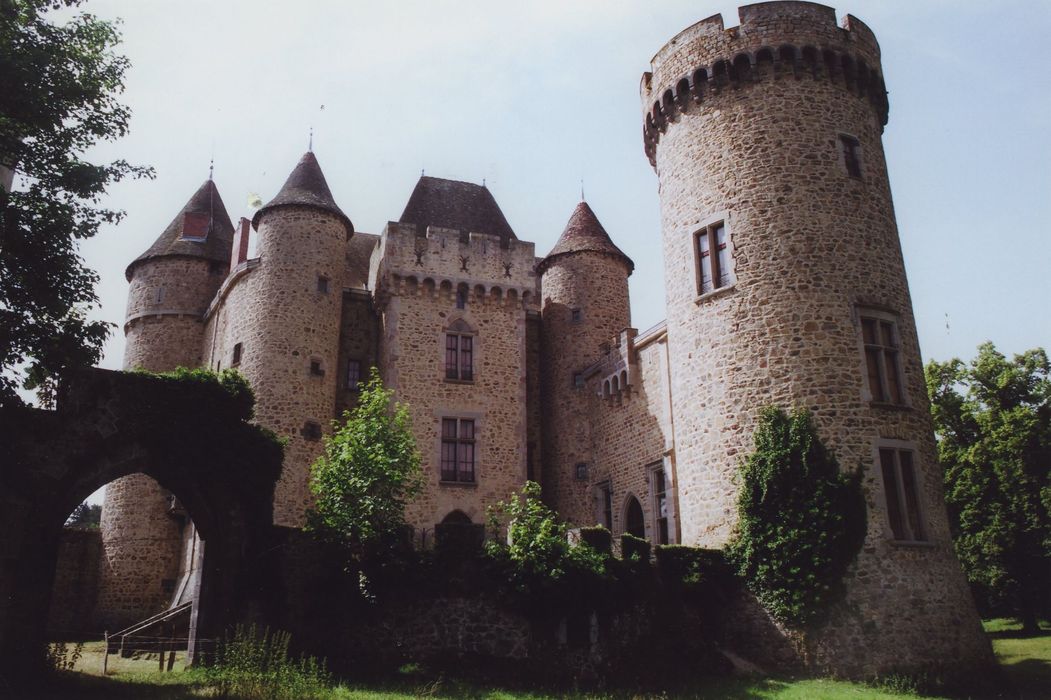 Château de Chabreuges : Ensemble nord, vue générale