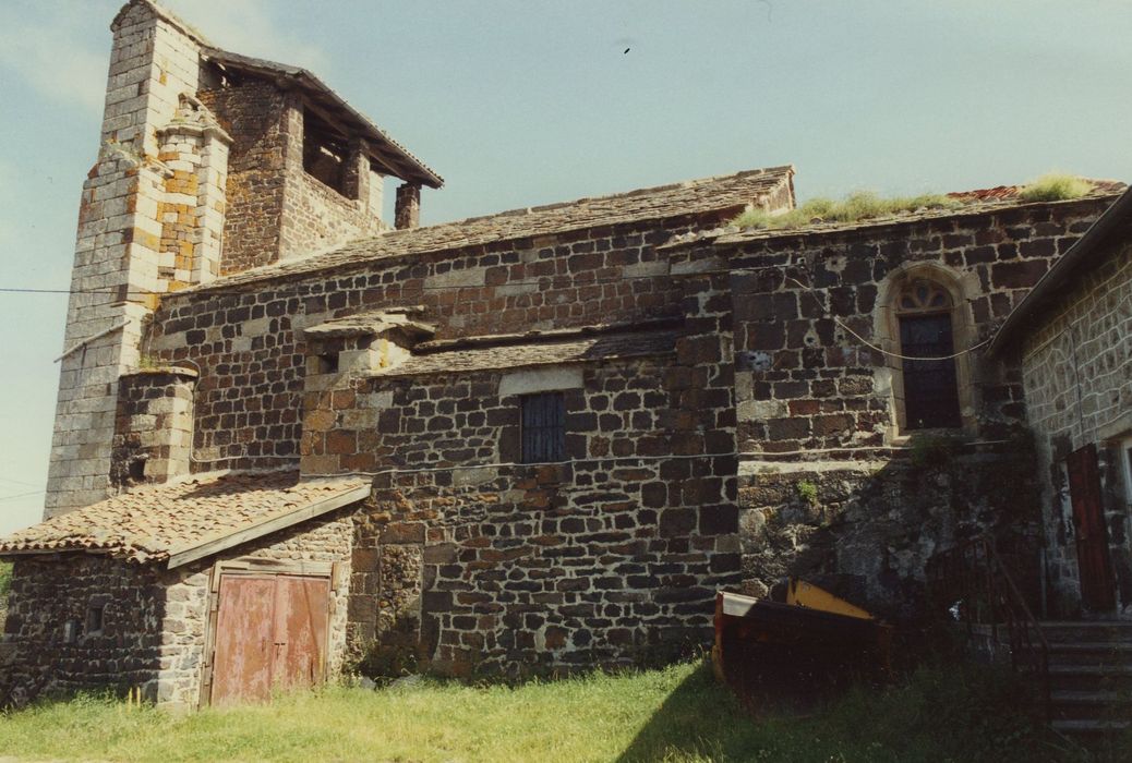 Eglise de la Nativité de la Sainte-Vierge : Façade latérale sud, vue générale