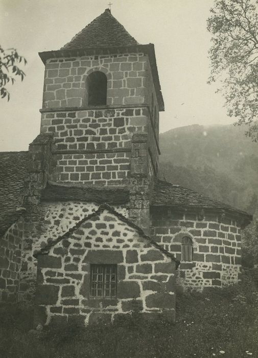 Eglise Saint-Vincent : Chevet, vue générale