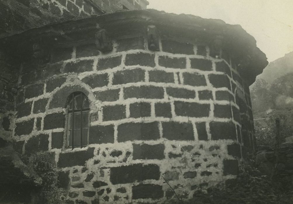 Eglise Saint-Vincent : Chevet, vue générale