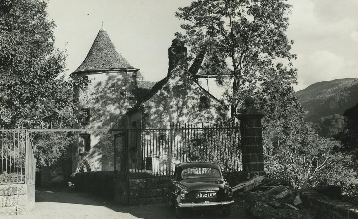 Château de la Borie : Ensemble ouest, vue générale