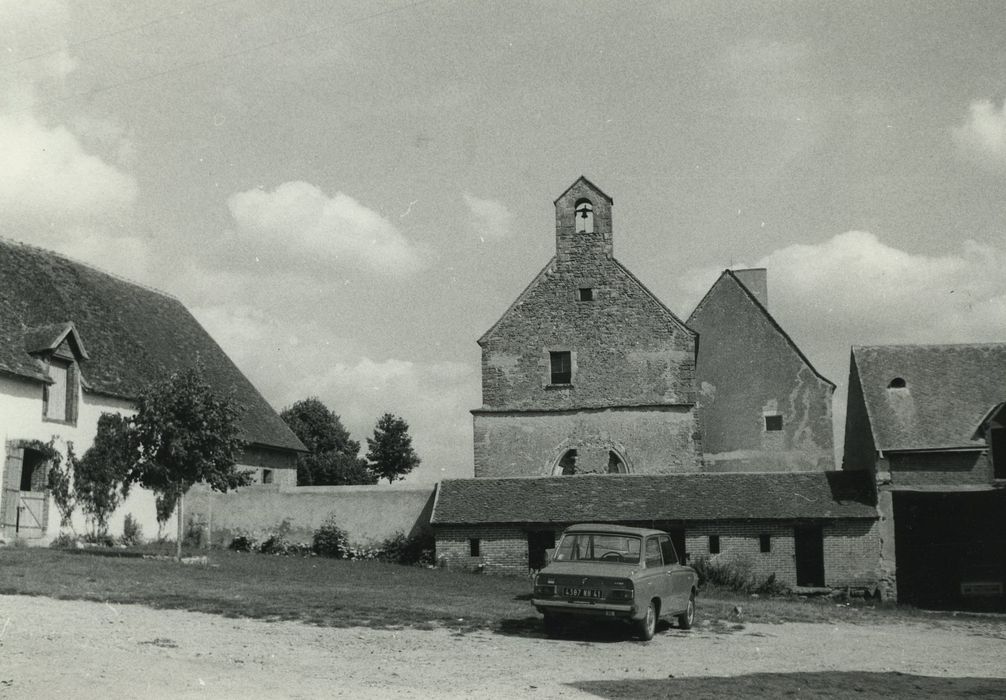 Prieuré Saint-Vincent : Chapelle, façade occidentale, vue partielle