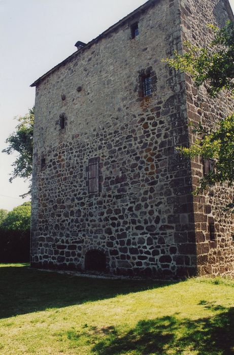 Commanderie de l'Hôpital-Chaufranche : Façade ouest, vue générale