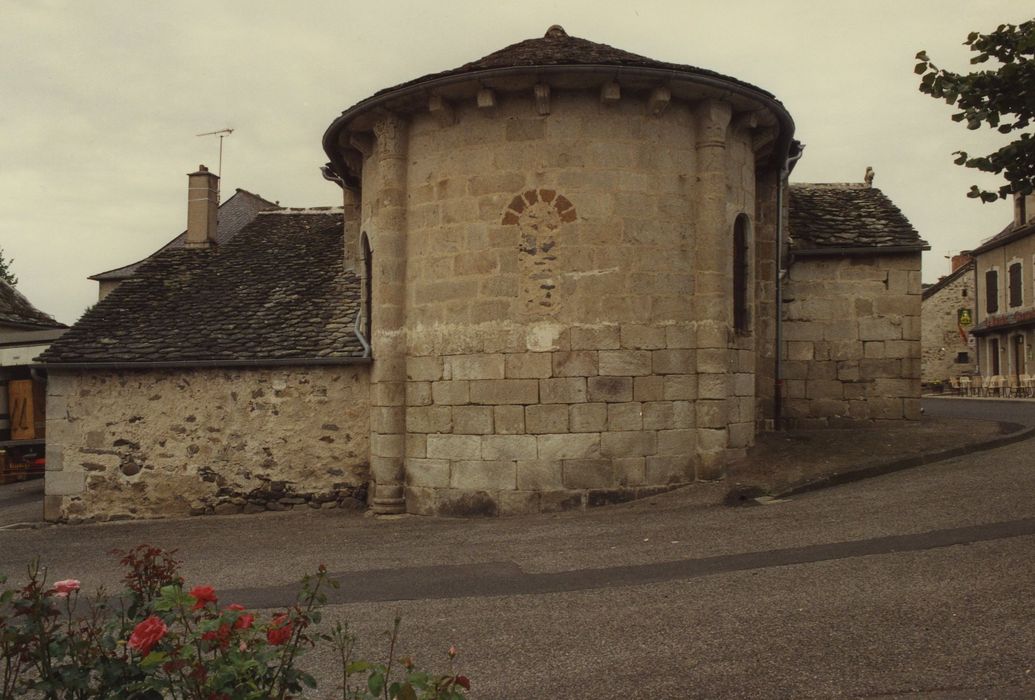 Eglise Saint-Etienne : Chevet, vue générale