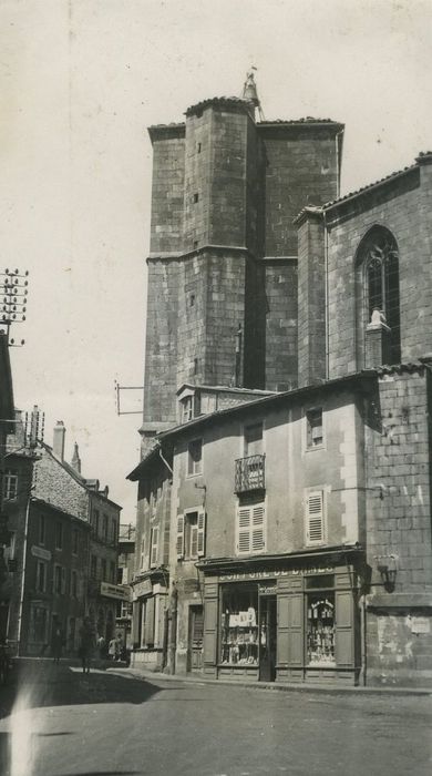 Ancienne église Notre-Dame : Clocher, élévation est, vue générale