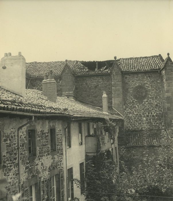 Ancienne église Saint-Vincent : Façade latérale nord, vue partielle