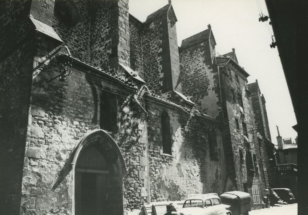 Ancienne église Saint-Vincent : Façade latérale sud, vue générale