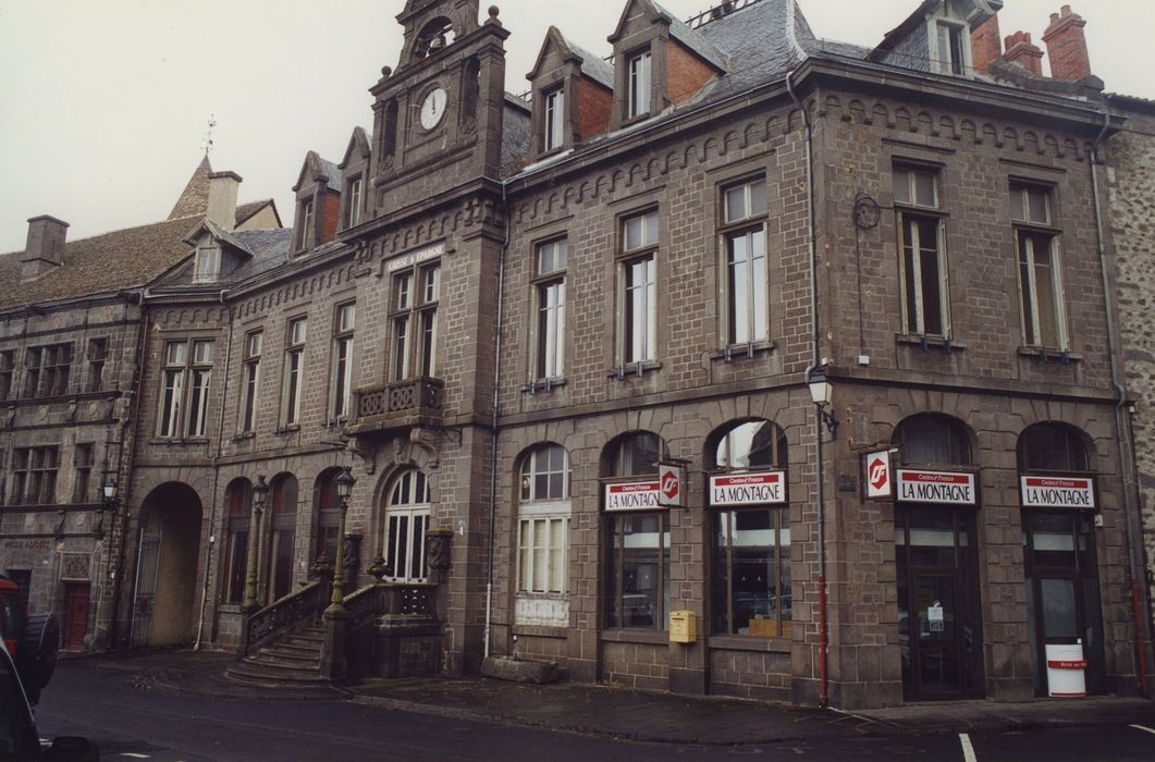 Caisse d'Epargne - Hôtel de ville : Ensemble sud-ouest, vue générale