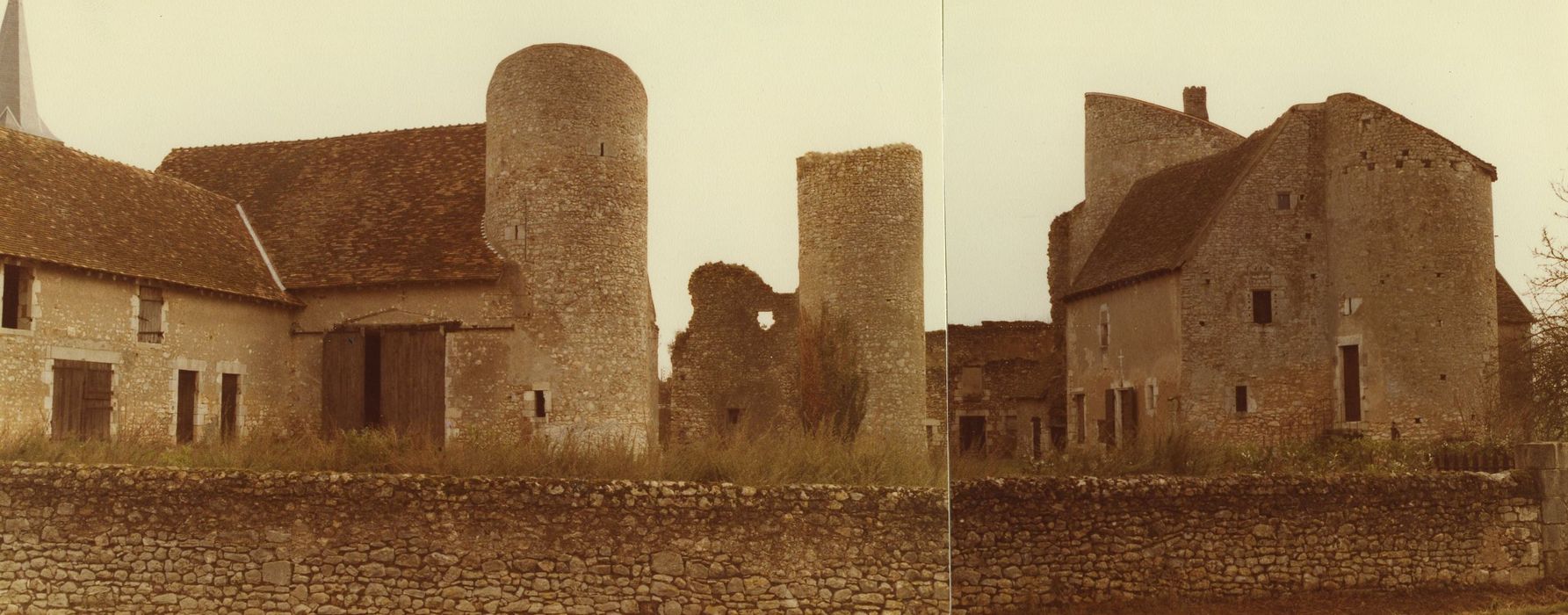 Château : Ensemble ouest, vue générale