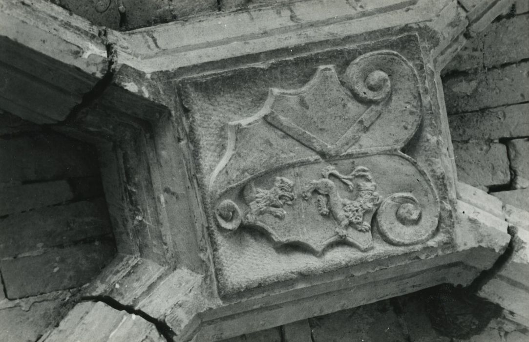 Manoir de la Foulquetière : Chapelle, détail d’une clef de voûte