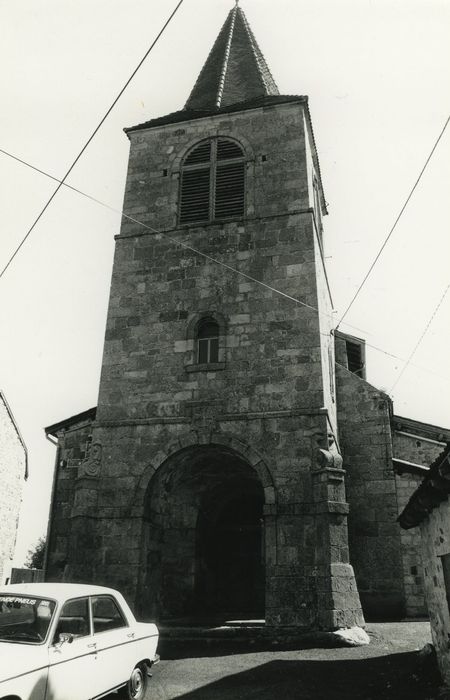 Eglise Saint-Georges : Clocher, élévation ouest, vue générale