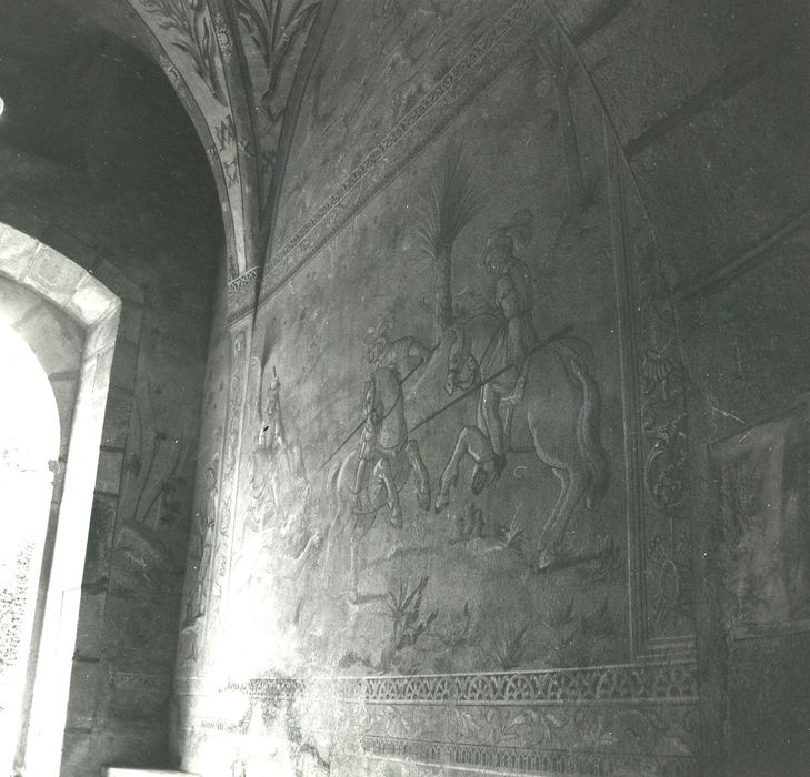 Château du Villard : Grand château, aile ouest, vestibule du rez-de-chaussée, vue partielle des peintures monumentales