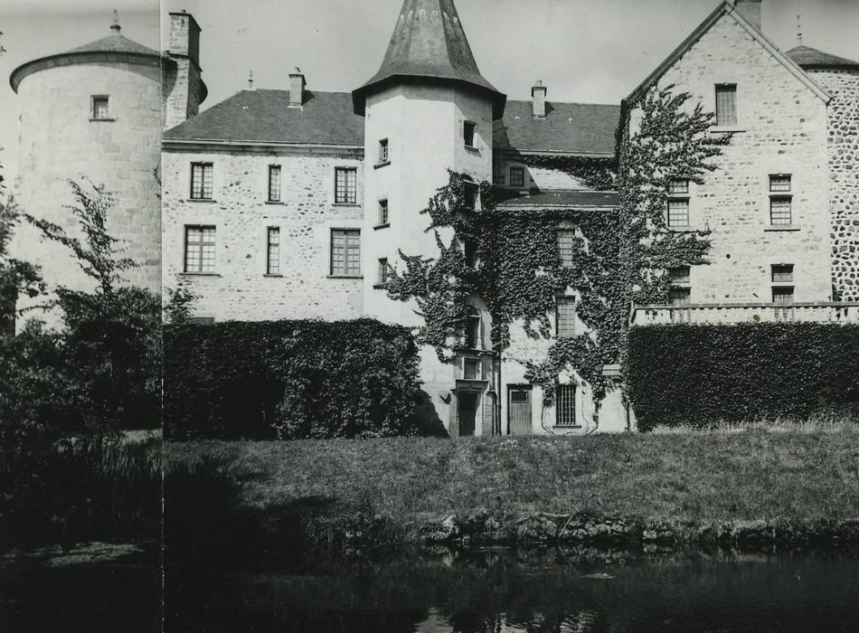 Château du Villard : Grand château, Façade sud-ouest, vue générale