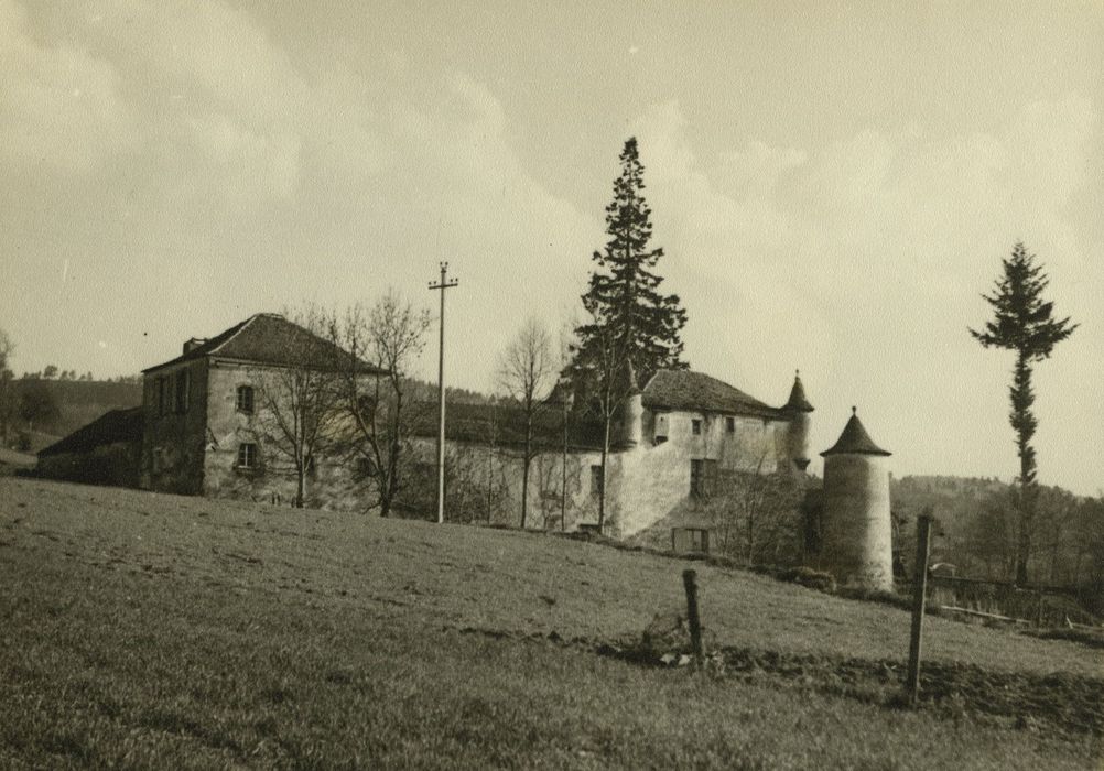 Château de Champ : Ensemble nord, vue générale