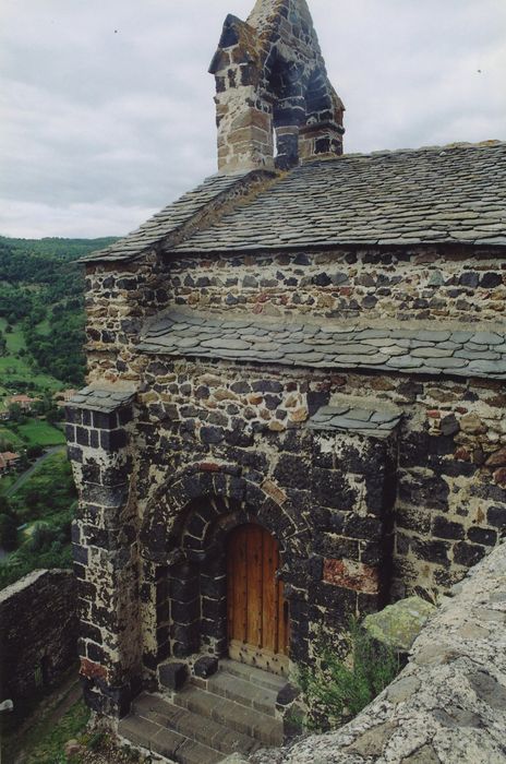 Chapelle : Portail sud, vue générale