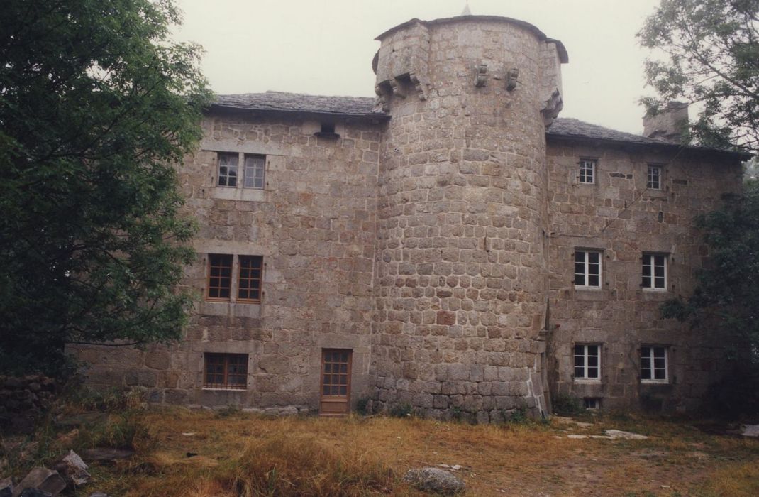 Château de Salcrupt : Façade sud, vue générale