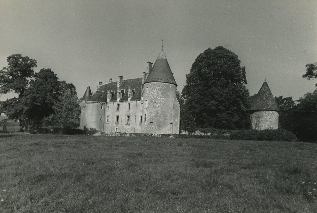 Château : Ensemble sud-ouest, vue générale