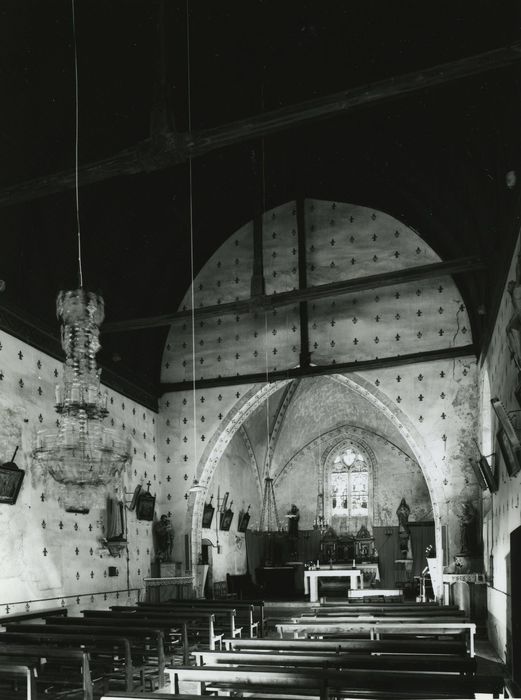 Eglise Saint-André : Nef, vue générale