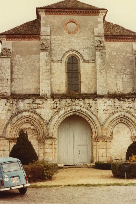 Prieuré Saint-Martial : Eglise, façade occidentale, vuegénérale