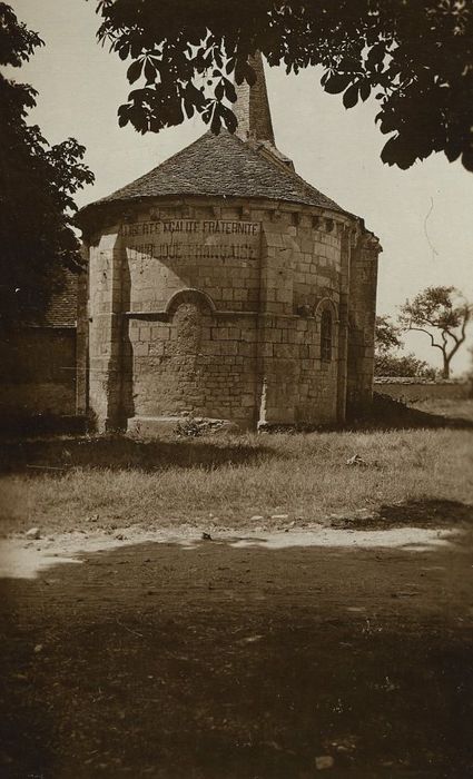 Ancienne église : Chevet, vue générale