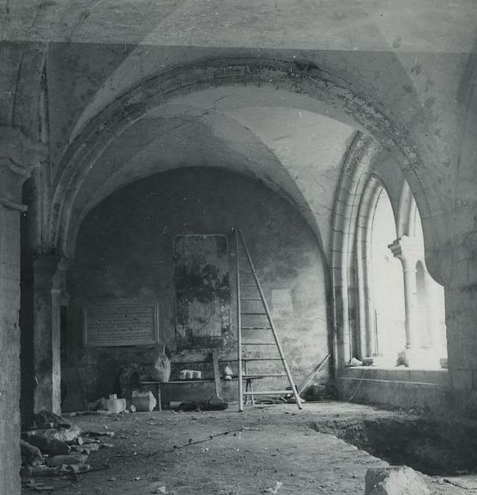 Ancienne abbaye de la Prée : Salle capitulaire, vue générale