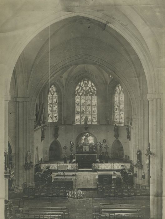 Eglise Saint-Laurian : Choeur, vue générale