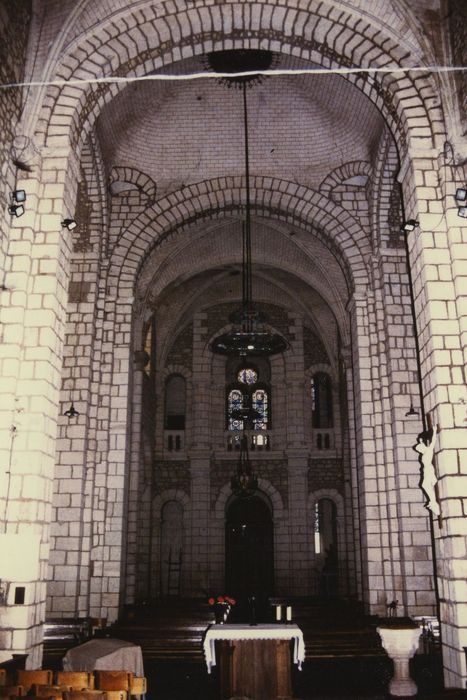 Eglise Saint-Sébastien : Nef, vue générale