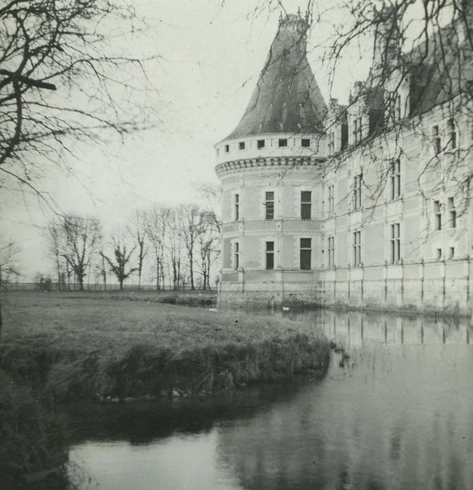 Château : Tour nord-est, vue générale