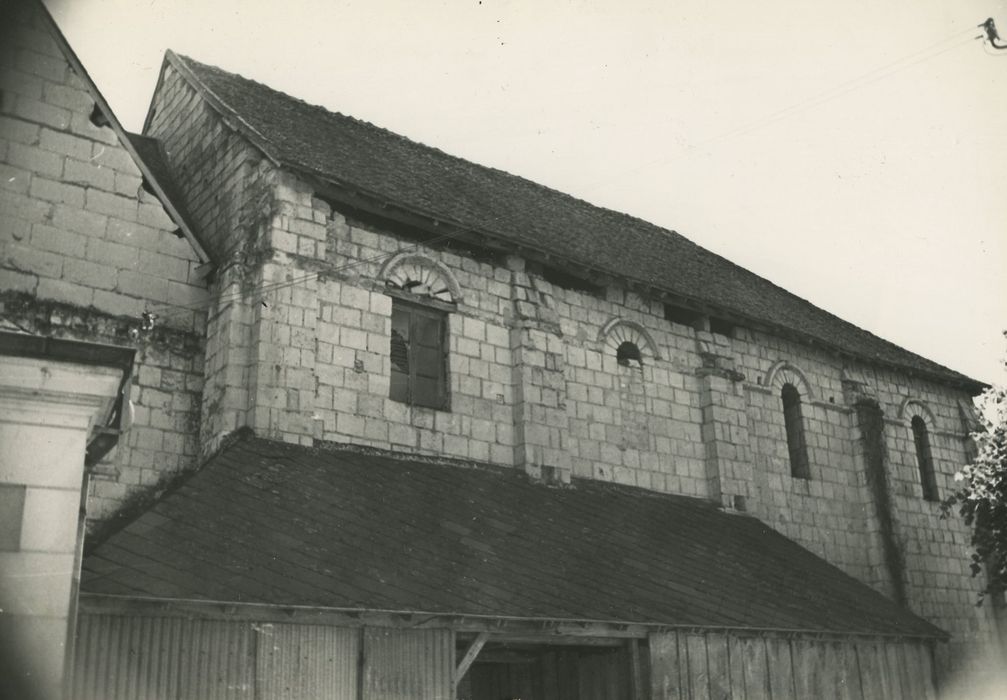 Chapelle de Saint-Mandé : Façade latérale nord, vue partielle