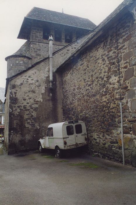 Eglise Saint-Bonnet : Façade latérale nord, vue partielle