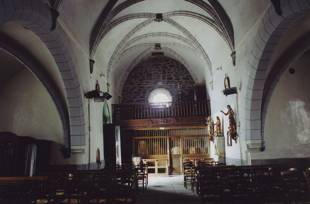 Eglise Saint-Bonnet : Nef, vue générale