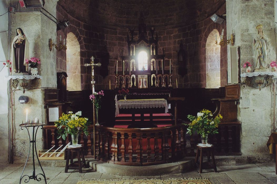 Eglise Saint-Bonnet : Choeur, vue générale